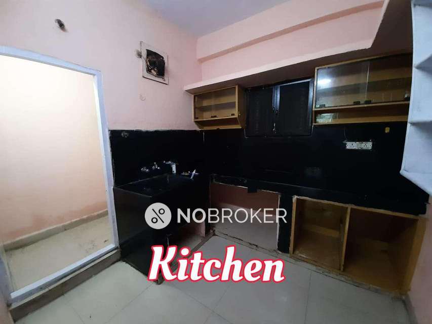 2 BHK Flat In Vv Ganesh Towers For Sale  In Pragathi Nagar