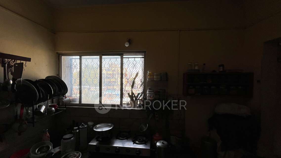 1 BHK Flat In Dinshaw House For Sale  In Camp