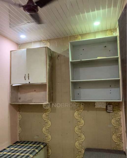 PG for Girls in Mukherjee Nagar