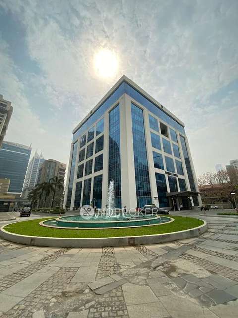 Shop in Lower Parel, Mumbai for sale 