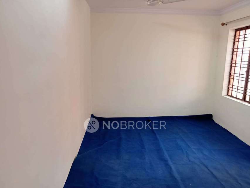 1 RK House for Rent  In  Thanisandra 