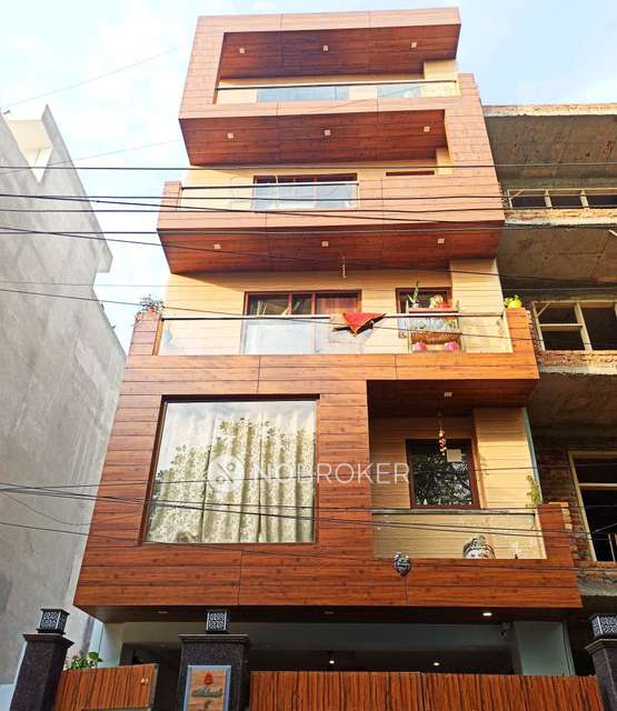 2 BHK House for Rent  In Sector 40