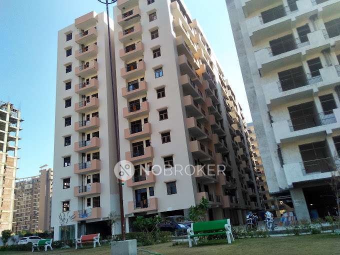 2 BHK Flat In Bankey Bihari Sharnam For Sale  In Raj Nagar Extension