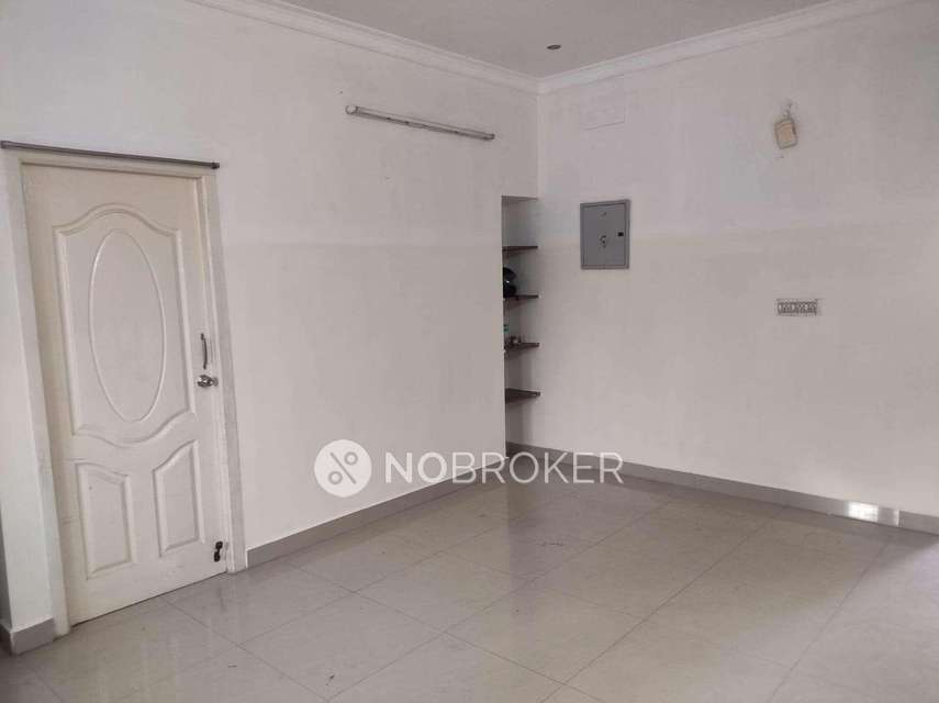 2 BHK Flat In Tara Homes For Sale  In Padappai