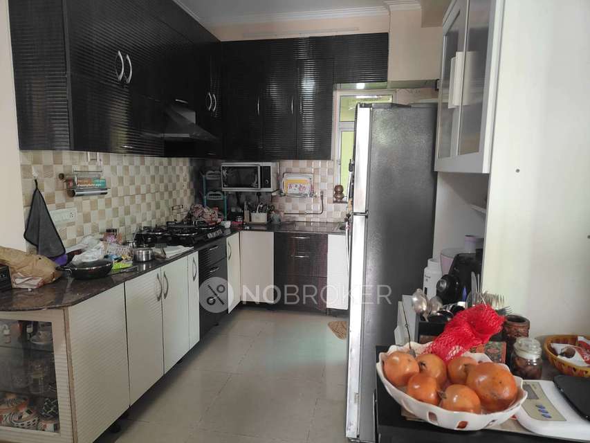 3 BHK Flat In Gaur City 2 11th Avenue For Sale  In  Sector 16c