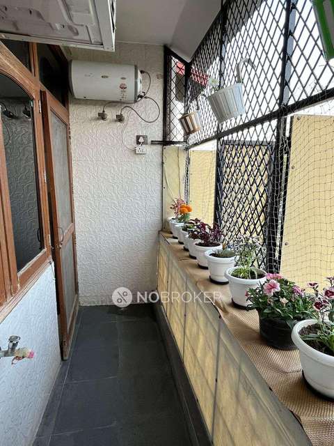 2 BHK Flat In Qutub Green Apartments For Sale  In Mehrauli