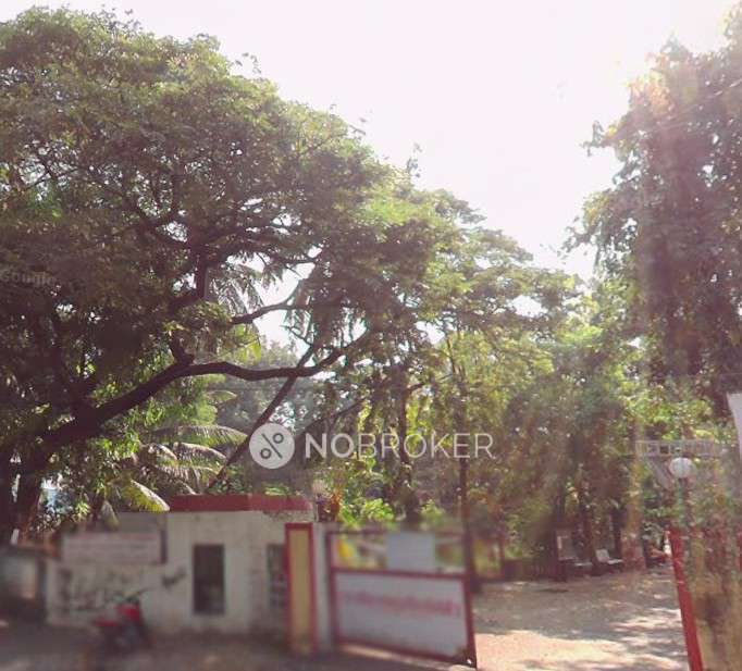 PG for Girls in Golden Valley