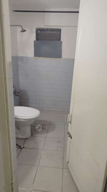 1 BHK Flat In Trinity Acres And Woods, Hsr Layout For Sale  In Hsr Layout