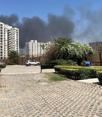 3 BHK Flat In Ramprastha The View For Sale  In  Sector 37d