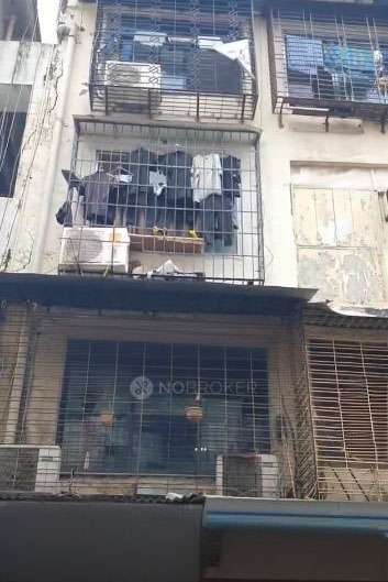 1 BHK Flat In Jesia House For Sale  In Modi Street