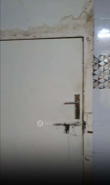 1 BHK Flat In Jesia House For Sale  In Modi Street