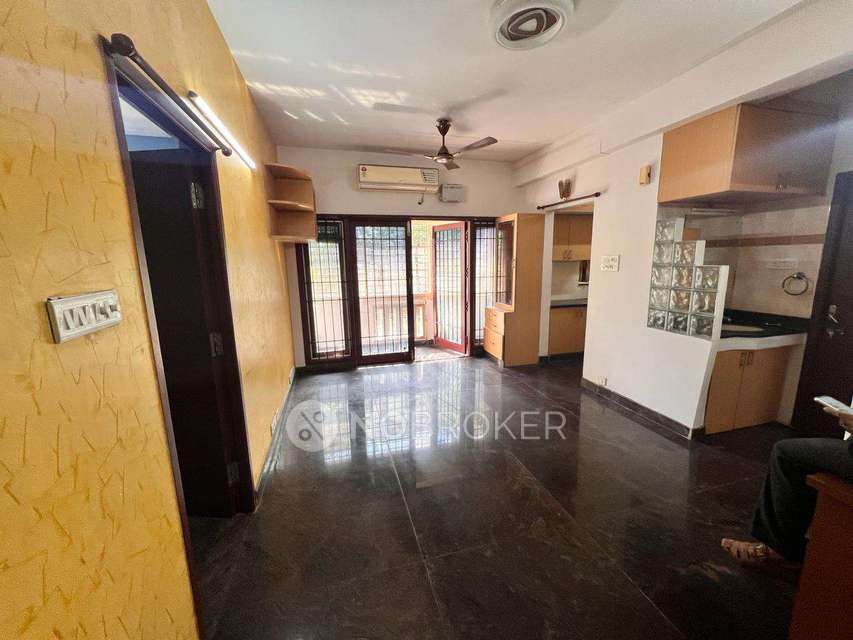2 BHK Flat In Niketan Apartments For Sale  In Kotturpuram