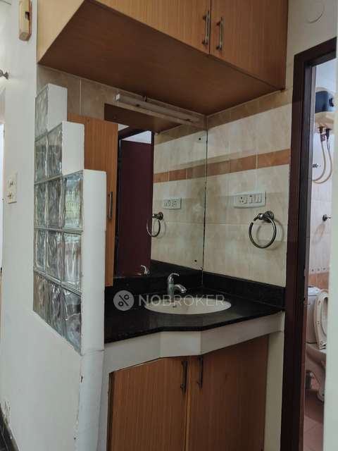 2 BHK Flat In Niketan Apartments For Sale  In Kotturpuram