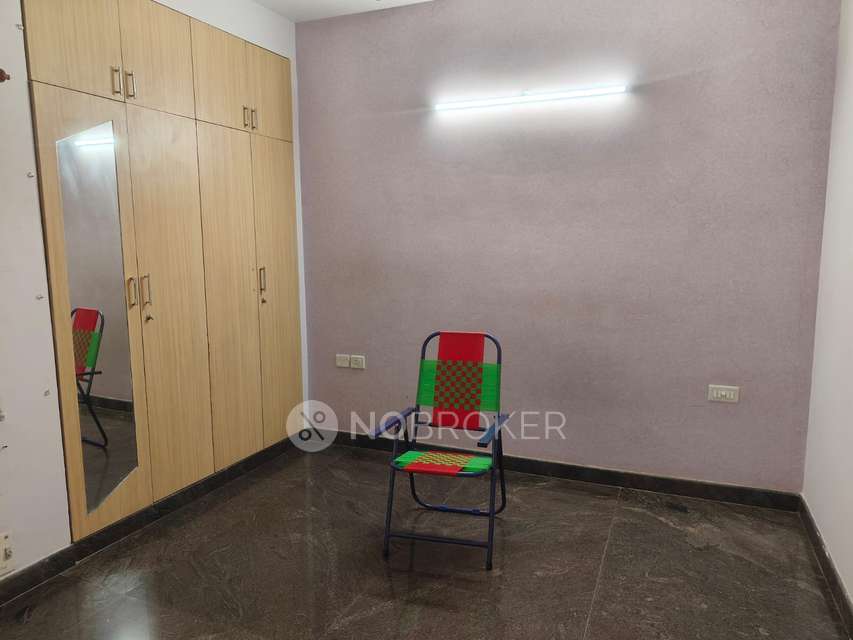 2 BHK Flat In Niketan Apartments For Sale  In Kotturpuram