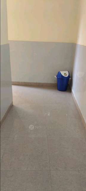 PG for Anyone in J95g+rw3, B Block Rd, Shramik Kunj, Sector 66, Noida, Uttar Pradesh 201309, India