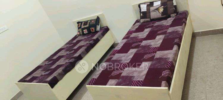 PG for Anyone in J95g+rw3, B Block Rd, Shramik Kunj, Sector 66, Noida, Uttar Pradesh 201309, India