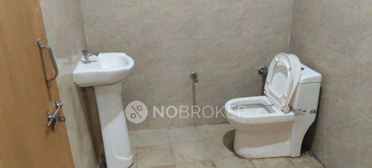 PG for Anyone in J95g+rw3, B Block Rd, Shramik Kunj, Sector 66, Noida, Uttar Pradesh 201309, India