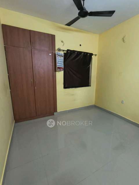 2 BHK Flat In Abbinaya Apartments, Kolapakkam For Sale  In Abbinaya Apartment