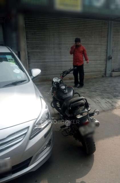 Shop in Sector 16, Noida for Rent 