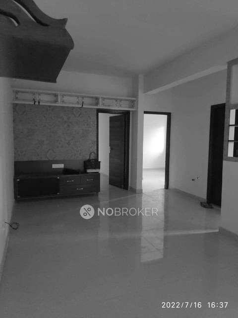 2 BHK Flat In Sri Krishna Shrine Apartment For Sale  In Yelahanka