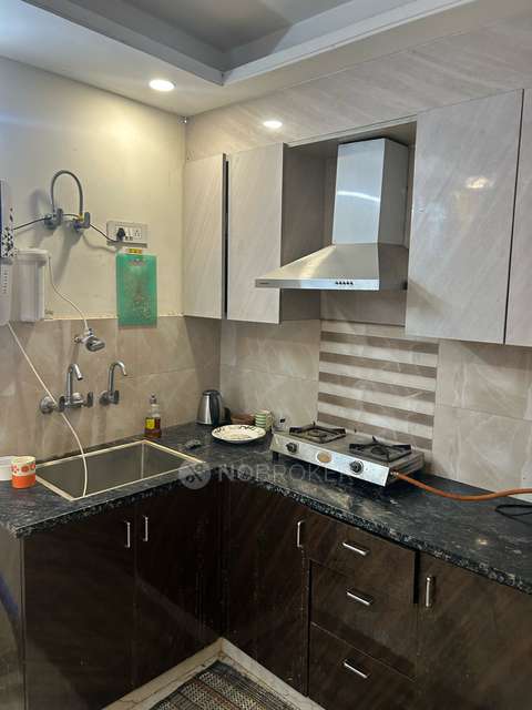 1 BHK Flat In Ashram For Sale  In Khalsa Colony Ashram Delhi