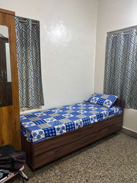 PG for Girls in Dhole Patil Road