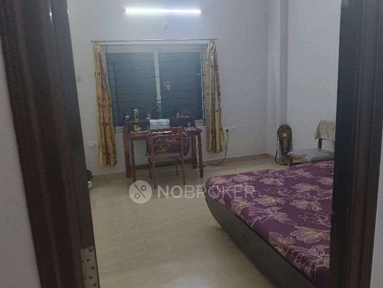 Single Room for Male In 3 BHK  In Hilltop Avenue Madhapur In Hilltop Avenue