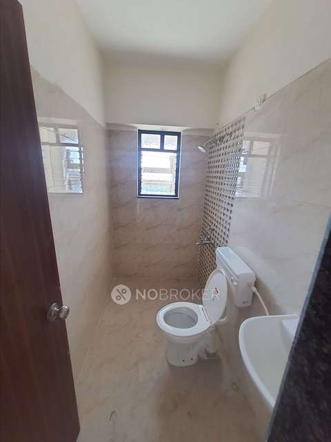 2 BHK Flat In Samruddhi Lake Tower for Rent  In Wagholi, Pune