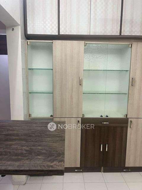 2 BHK Flat In Govardhan Baug Apartment For Sale  In Matunga West