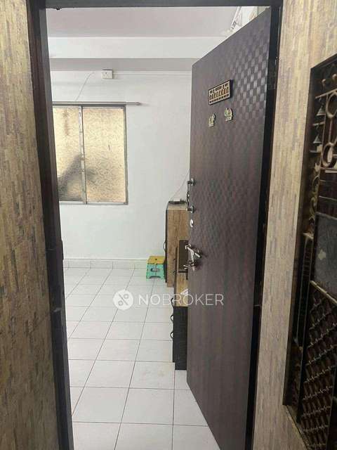 2 BHK Flat In Govardhan Baug Apartment For Sale  In Matunga West