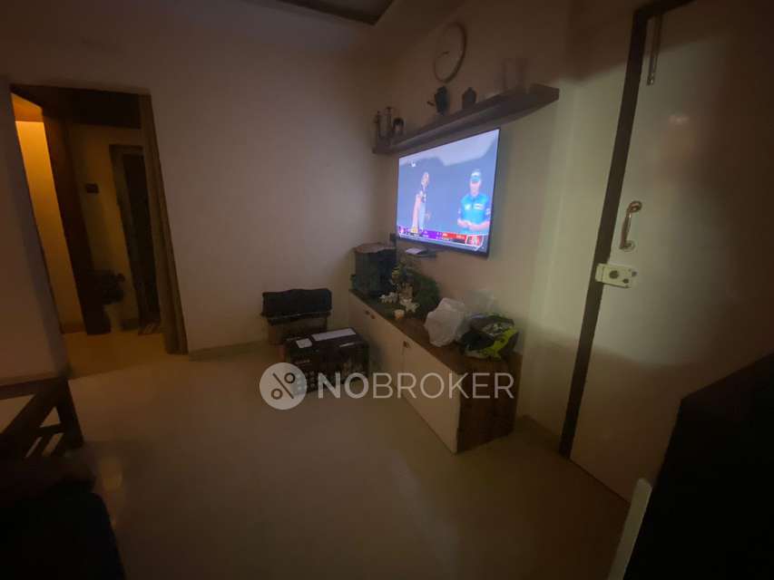 1 BHK Flat In Shiv Aradhana Malad West For Sale  In Malad West