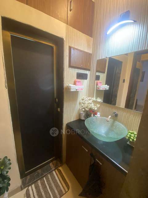 1 BHK Flat In Shiv Aradhana Malad West For Sale  In Malad West