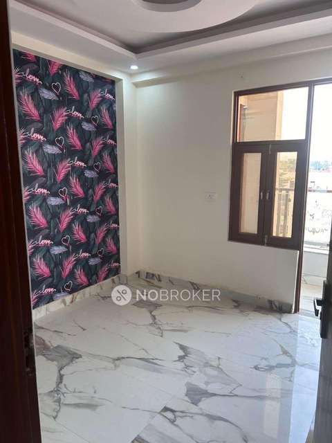 2 BHK Flat In Standalone Building  For Sale  In Roza Jalalpur Village