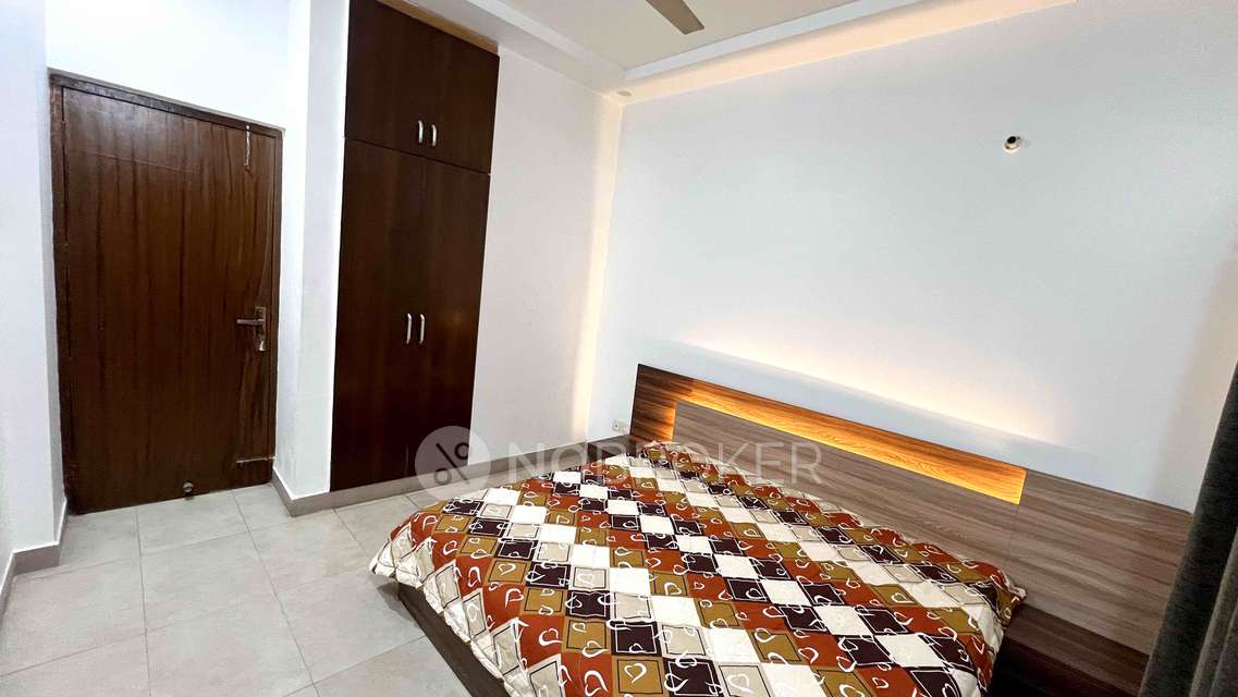 2 BHK Flat In Eldeco Residency Greens, Group Housing Society, Pi, Greater Noida for Rent  In Group Housing Society, Pi, Greater Noida