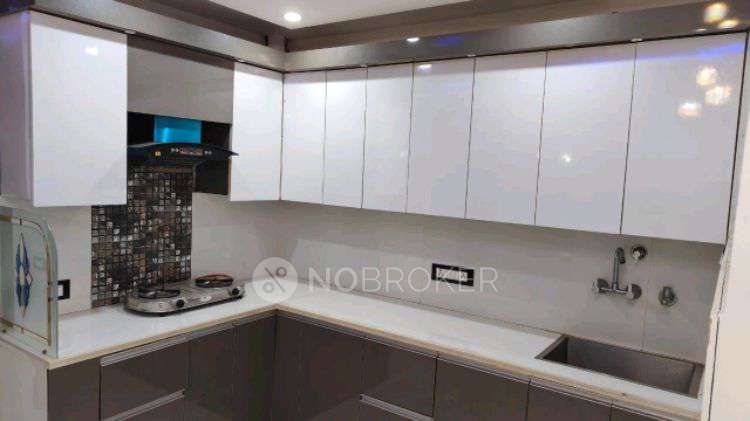 2 BHK Flat In Shri Shyam Appartments  For Sale  In Uttam Nagar