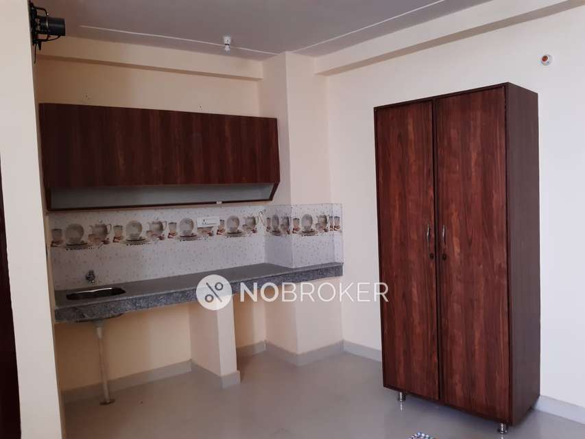 1 RK Flat In Guru Residency for Rent  In Sector 24