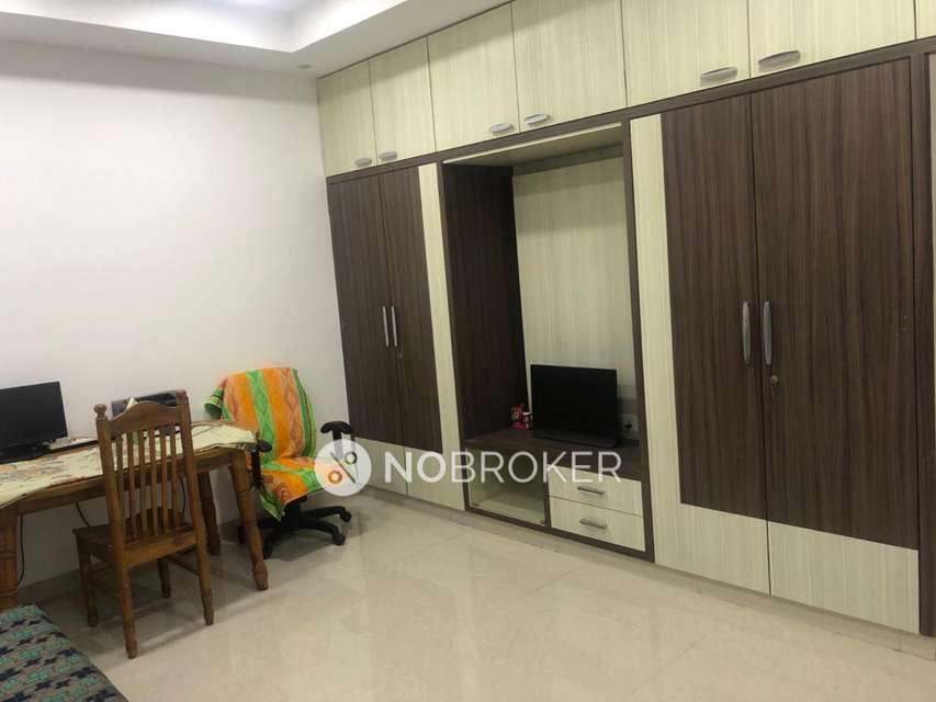 4 BHK Flat In Radha Krishnan Apartment  For Sale  In Valasaravakkam