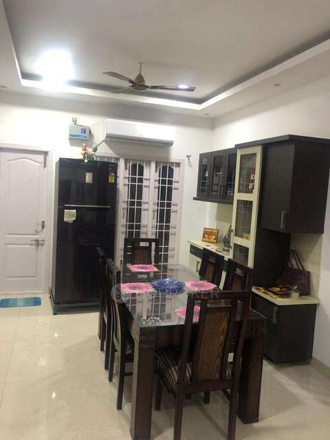 4 BHK Flat In Radha Krishnan Apartment  For Sale  In Valasaravakkam