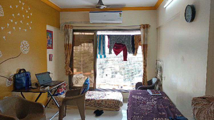 1 BHK Flat In Silver For Sale  In Kandivali West