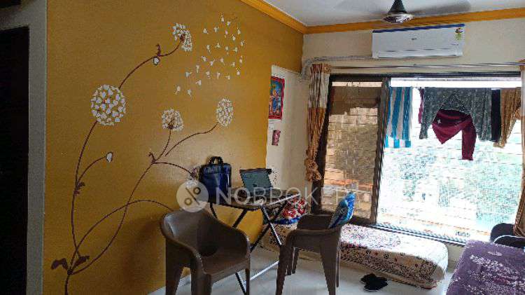1 BHK Flat In Silver For Sale  In Kandivali West