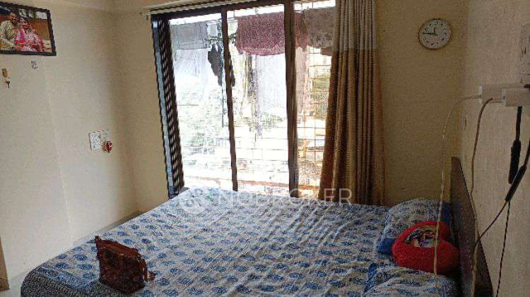 1 BHK Flat In Silver For Sale  In Kandivali West