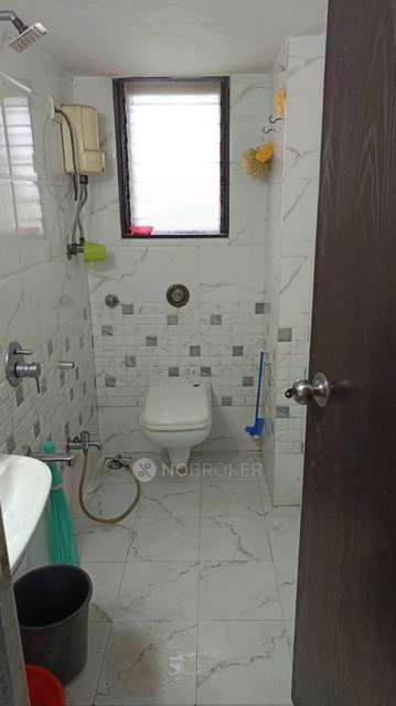 1 BHK Flat In Silver For Sale  In Kandivali West