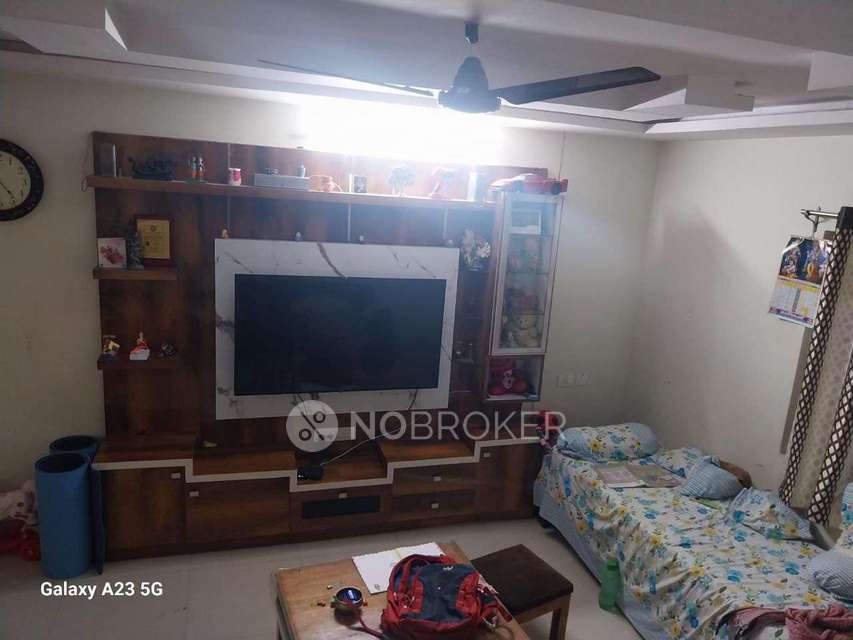 2 BHK Flat In Ssk Platinums For Sale  In Nizampet