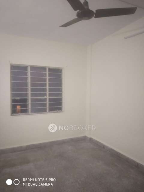 1 BHK Flat In Hariprasad Apartment For Sale  In Hingne Khurd