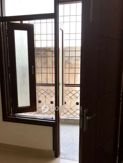 3 BHK Flat In Gokuldham Apartment For Sale  In Chhattarpur