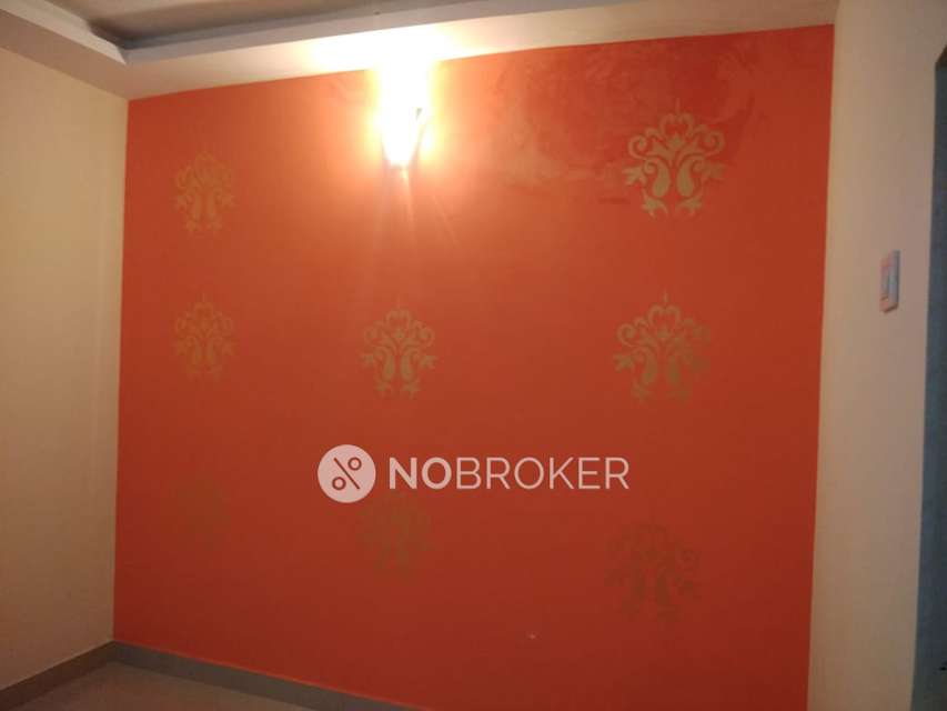 1 BHK Flat For Sale  In Jhilmil Colony