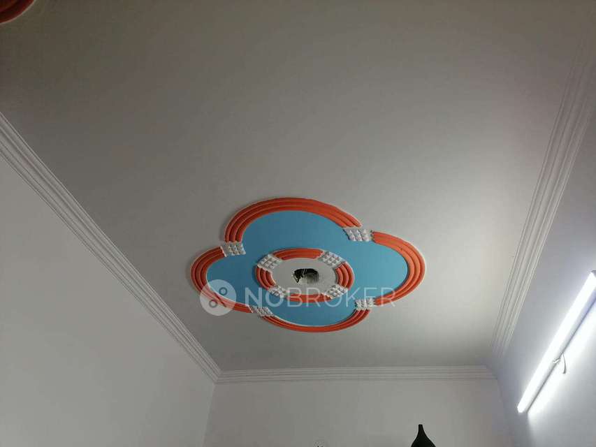 1 BHK Flat For Sale  In Jhilmil Colony