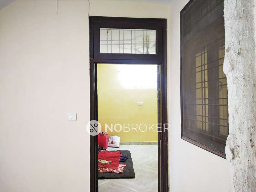 2 BHK Flat In Payal Apartment For Sale  In Mahipalpur