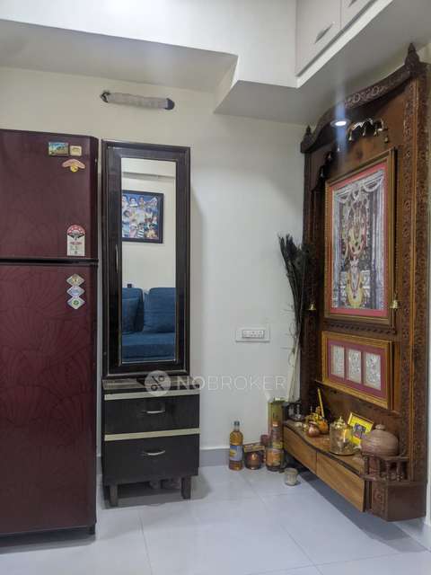 2 BHK Flat In Raj Residency Kasarvadavali For Sale  In Kasarvadavali