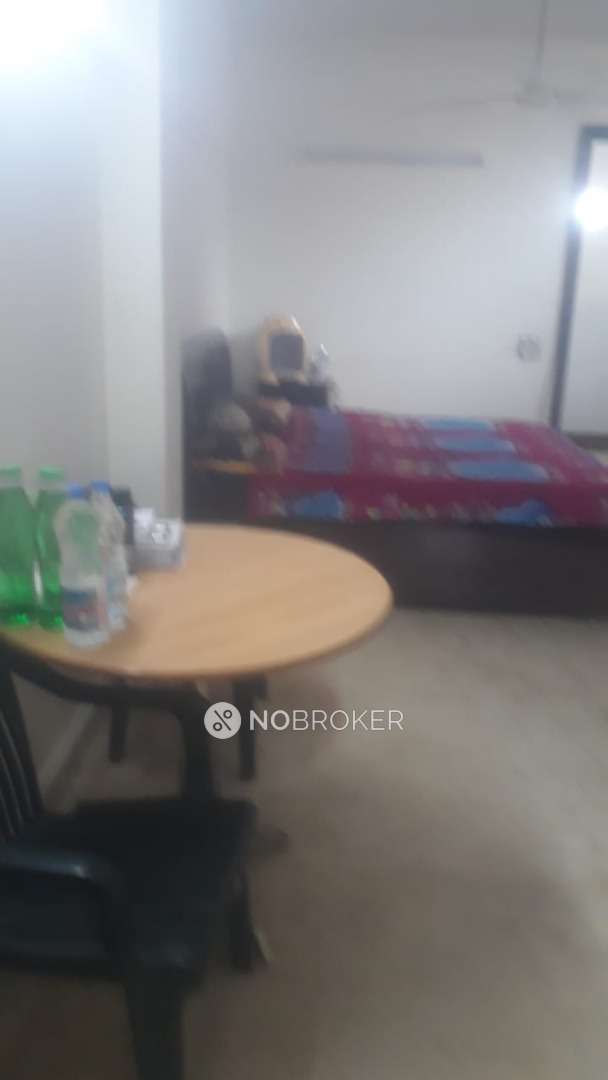 Standalone Building Friends Colony East Rent WITHOUT BROKERAGE Fully